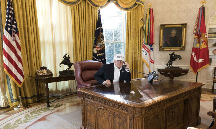 Donald Trump desk